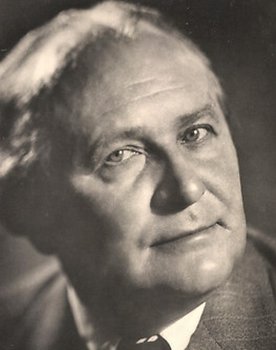 Eugen Klöpfer as General Kirileff