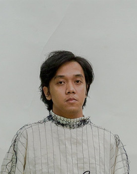 Charles Aaron Salazar as Manolo (segment "Berbalang")