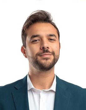 Fabrizio Sansone as Fabrizio Caruso