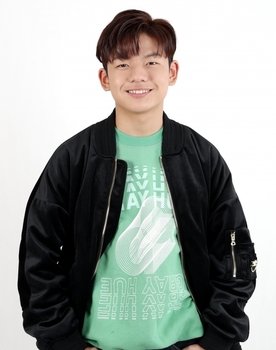 Wang Seok-hyeon as Park Hyun-woo