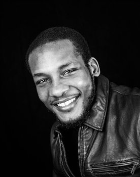 Yann Ebongé as Simon