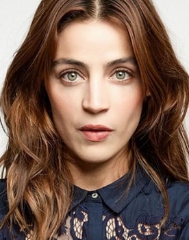 Ilse Salas as Sofia