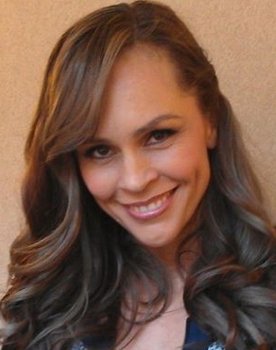 Vanessa Vander Pluym as Pam Warner