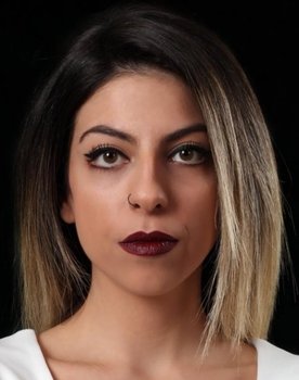 Bükre Atala as Semra