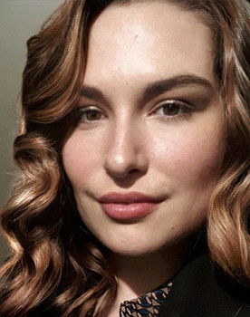 Natasja Briers as TV News Presenter