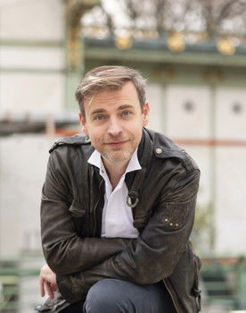 Marek Ruszczynski as Self