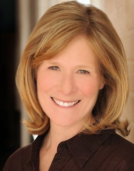 Faith Yesner as Jackie