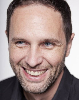 Jan P. Muchow as Filip