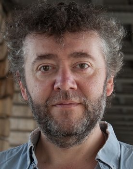 Frédéric Saurel as Théo