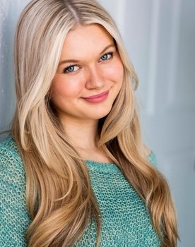 McKenna Sissons as Kim