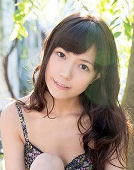 美月あおい