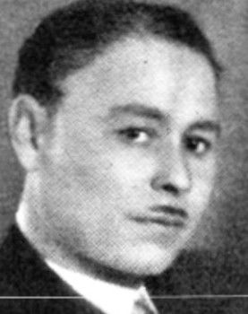 Carl O. Hertzberg as Smuggler