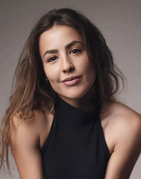 Carmen Llorens Martínez as Carmen