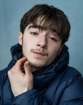 Tareq Al-Jeddal as Jack Farman