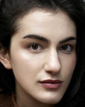 Lilli Kay as Emily Walker