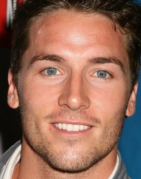 Mark Wystrach as Sean