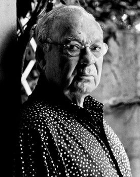 Siné as Self (archive footage)