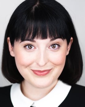 Alyssa Abraham as Quinn Floody