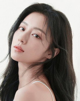 Kang Min-ah