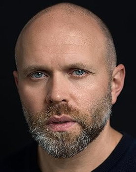 Sean James as Rob