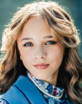 Emma Kok as Self - Deelnemer