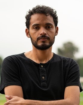 Darío Vejarano as 