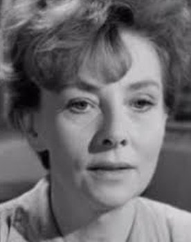 Clare Kelly as Jean Davis