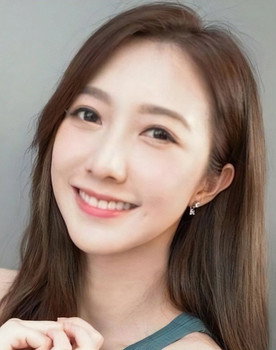 何依婷