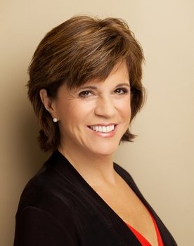 Maggie Roswell Photo