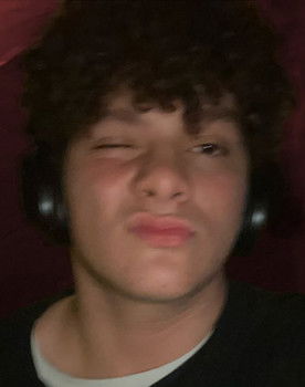 Tomer Hirsch as Cherry