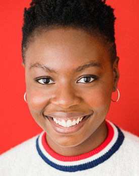 Gloria Mampuya as Muna