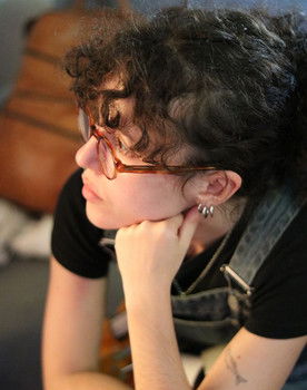 Sofia Werlang as Mulher