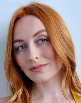 Kaitlin Moore as Juniper