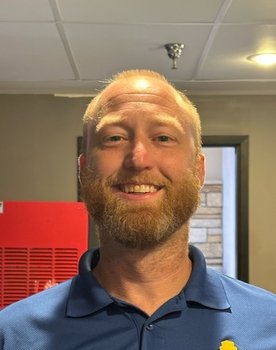Perry Thrun as Quentin