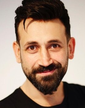 Sinan Çalışkanoğlu as Haluk Rami