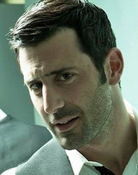 Lefteris Eleftheriou as Μπάμπης "Ο Λευτεράκης"