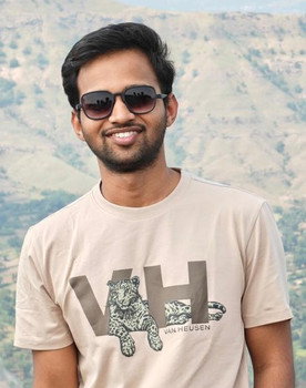 Abhiram Reddy as Abhi