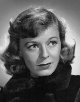 Margaret Sullavan as Klara Novak
