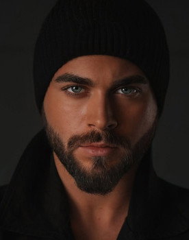 Şahin İmaməliyev as Zamig Jabbarli