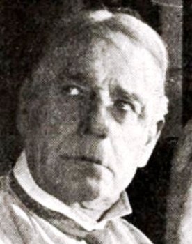 Daniel Gilfether as 