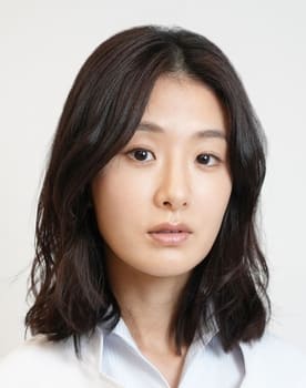 Hyunri as 