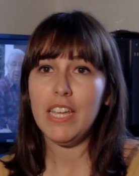 Luisina Agustini as Ama de casa