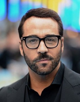 Jeremy Piven as Paul Spericki
