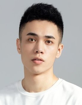 Wang Chenshuo as Ma Xiuran