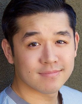 Gregory Yuan as Lucas