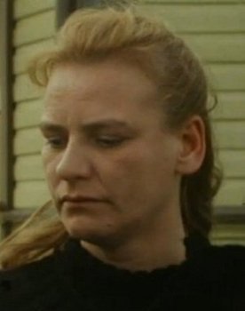 Tarja Keinänen as Ulla Valjakka