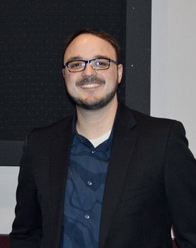 Robert Maynard as BluePage employee