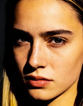 珍妮·波特曼 as Ataahua（阿塔花）