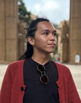 Miguel Legaspi as Theater Kid