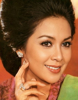 Lenny Marlina as 
